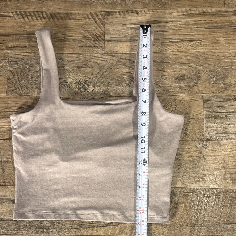 Hollister Women's Square Neck Crop Greige Top - Size M - Picture 4 of 7